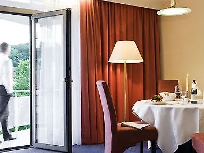 Western Frankfurt Airport 4*
